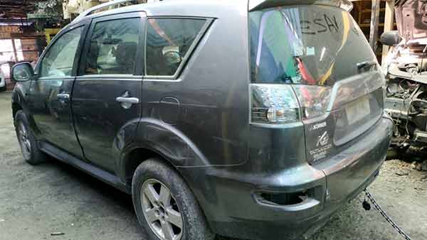  Mitsubishi OUTLANDER 2010    EN DESARME