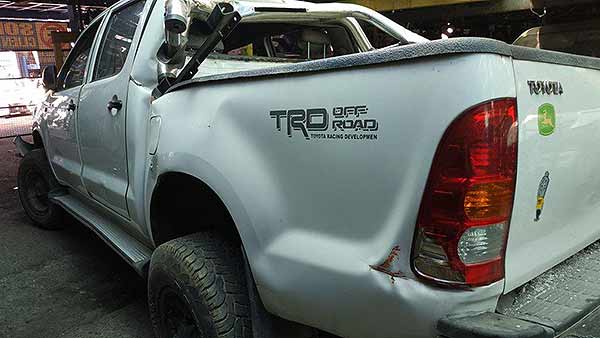  Toyota HILUX 2013    EN DESARME