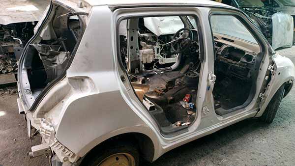 COMPRESOR AIRE ACONDICIONADO Suzuki SWIFT 2011  USADO  EN DESARME