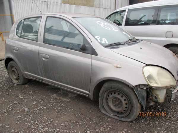  Toyota YARIS 2004    EN DESARME