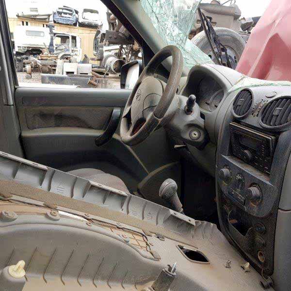 EJE Mahindra PICK UP 2013  USADO  EN DESARME