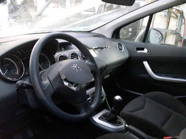  Peugeot 308 2011    EN DESARME