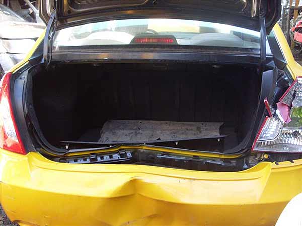  Hyundai ACCENT 2010    EN DESARME