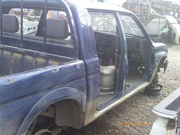  Mitsubishi L200 2001    EN DESARME