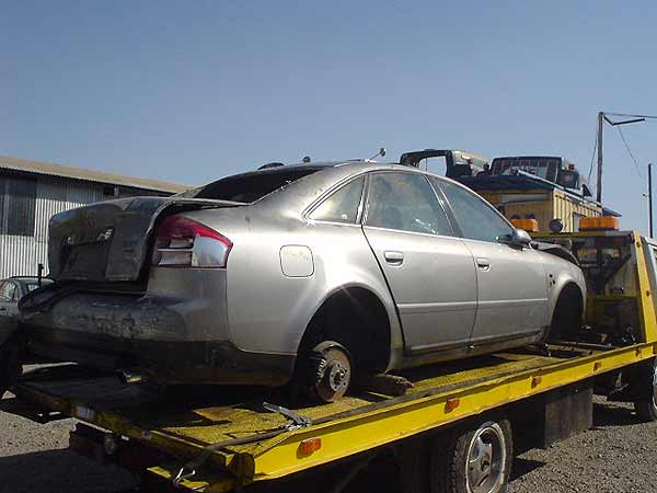 HOMOCINéTICA Audi A6 2003  USADA  EN DESARME