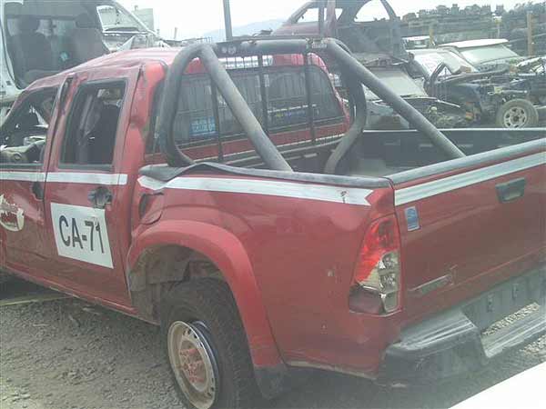  Chevrolet LUV 2011    EN DESARME