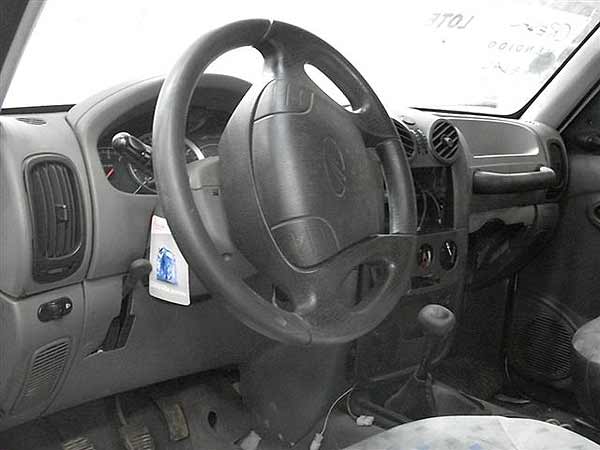  Mahindra XL 2009    EN DESARME