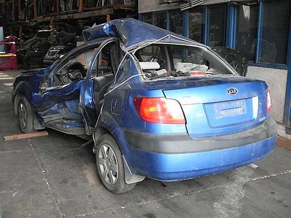  Kia Rio 2006    EN DESARME