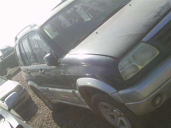  Suzuki GRAND NOMADE 2004    EN DESARME
