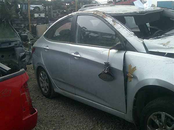  Hyundai ACCENT 2011    EN DESARME
