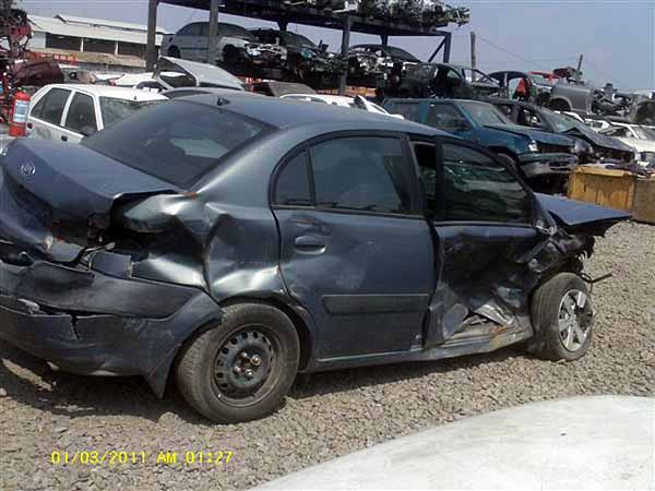  Kia RIO 2008    EN DESARME