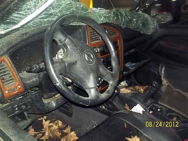  Nissan PATHFINDER 2005    EN DESARME