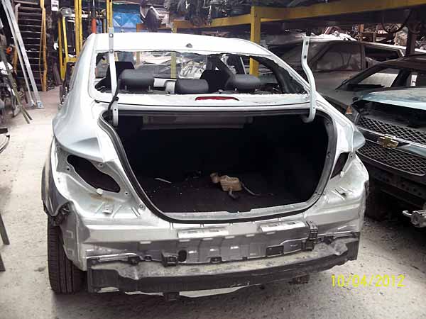  Hyundai ACCENT 2012    EN DESARME