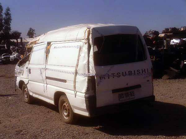  Mitsubishi L300 2008    EN DESARME