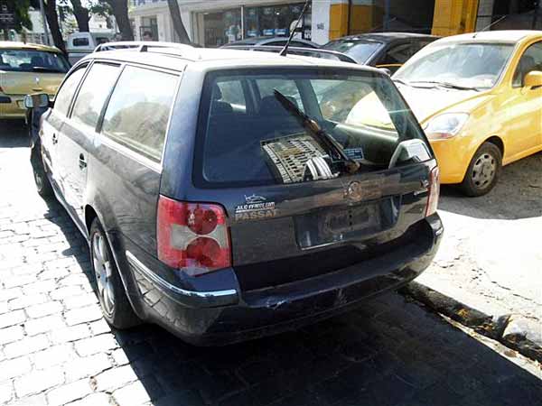  Volkswagen PASSAT 2004    EN DESARME