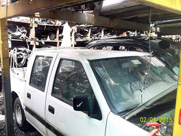  Chevrolet LUV 2002    EN DESARME