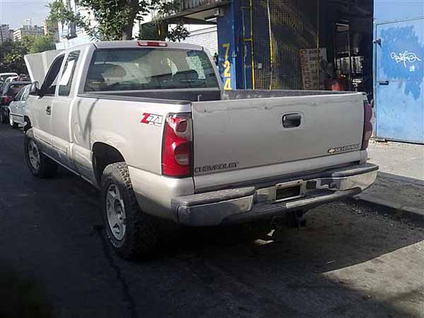  Chevrolet SILVERADO 2005    EN DESARME