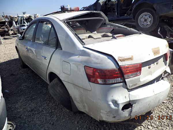  Hyundai SONATA 2008    EN DESARME