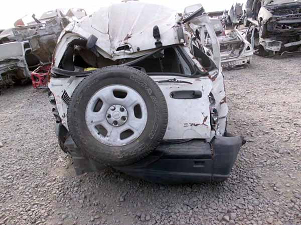 TAPA MALETA Jeep CHEROKEE 2003  USADO  EN DESARME