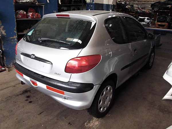 MOTOR DE PARTIDA Peugeot 206 2003  USADO  EN DESARME