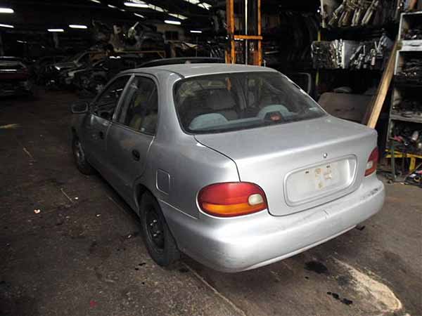  Hyundai ACCENT 1996    EN DESARME