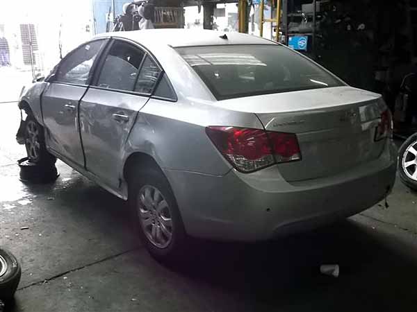 CARROCERíA PARA CAMIóN Chevrolet CRUZE 2011  USADA  EN DESARME