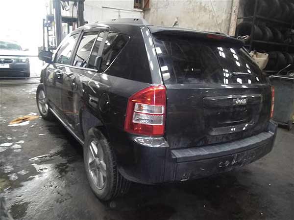  Jeep COMPASS 2011    EN DESARME