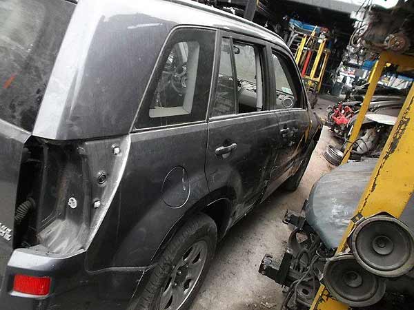 PARACHOQUES Suzuki GRAND NOMADE 2011  USADO  EN DESARME