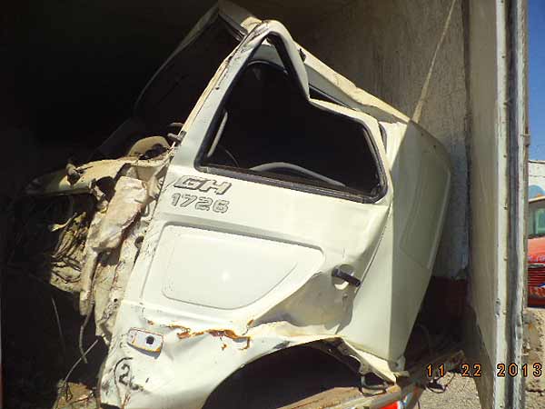 CARROCERíA FRIGORíFICA Hino 500 2008  USADA  EN DESARME