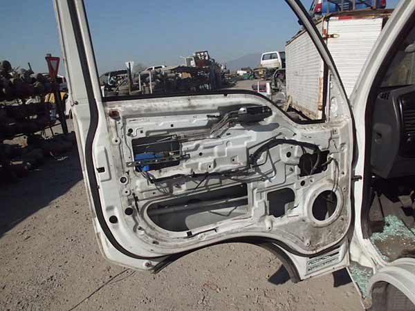  Kia FRONTIER 2005    EN DESARME