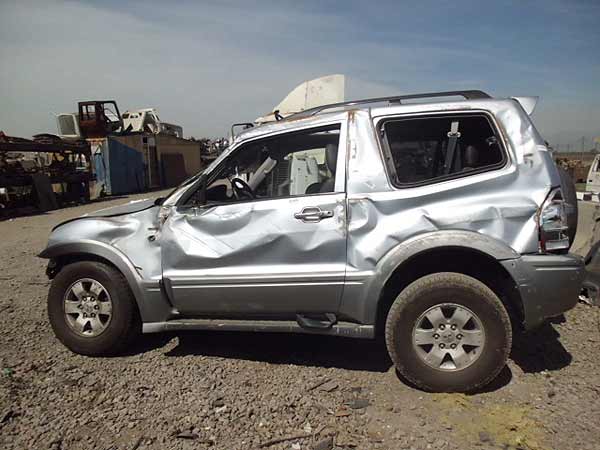  Mitsubishi MONTERO 2005    EN DESARME