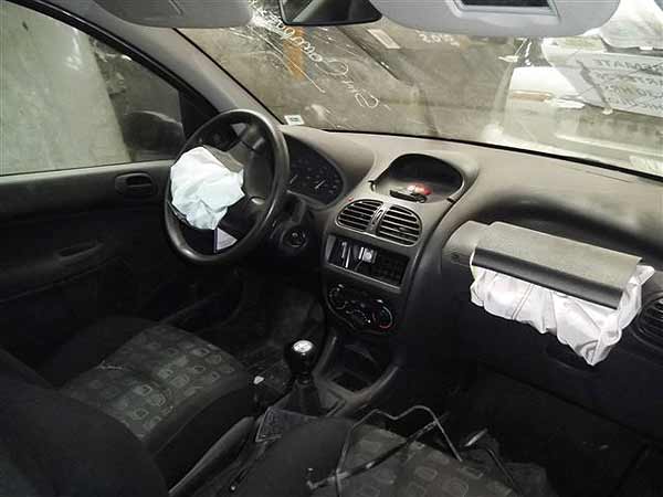  Peugeot 206 2006    EN DESARME