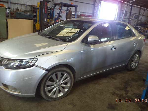  Kia CERATO 2011    EN DESARME