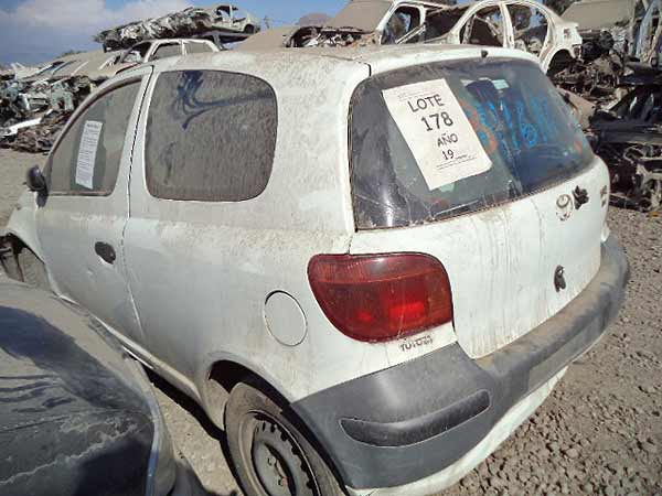  Toyota YARIS 2004    EN DESARME