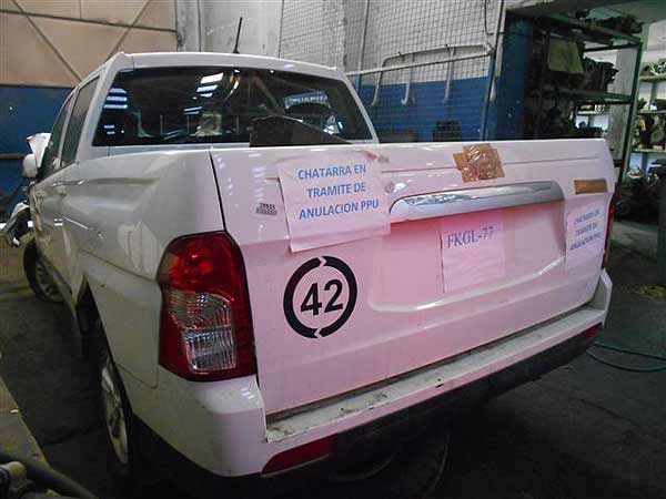 PUERTA Ssangyong ACTYON 2013  USADA  EN DESARME