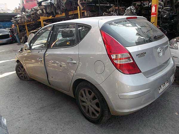  Hyundai i 10 2012    EN DESARME