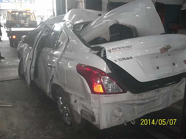 MUñON Nissan VERSA 2012  USADO  EN DESARME