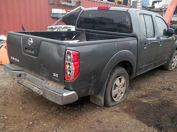  Nissan NAVARA 2009    EN DESARME