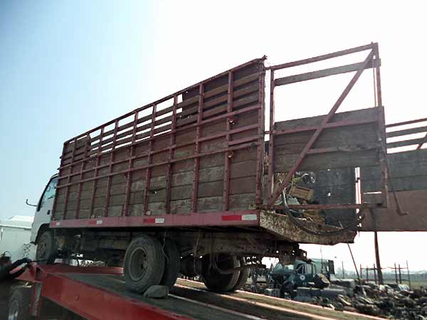 ESTANQUE ACUMULADOR DE AIRE Chevrolet NPR 1998  USADO  EN DESARME