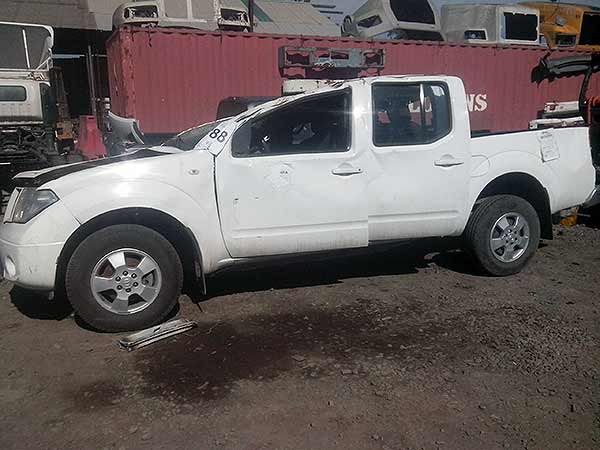  Nissan NAVARA 2011    EN DESARME