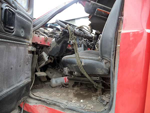 EJE LEVAS Mack CH 1996  USADO  EN DESARME