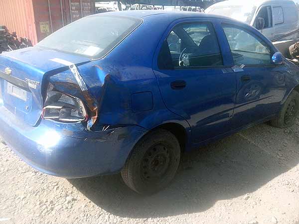  Chevrolet AVEO 2004    EN DESARME