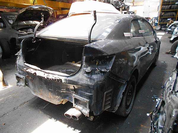  Kia Koup 2011    EN DESARME