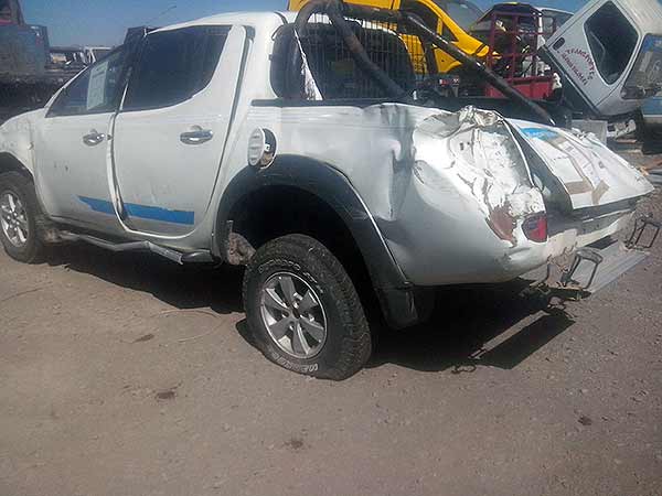  Mitsubishi L200 2010    EN DESARME