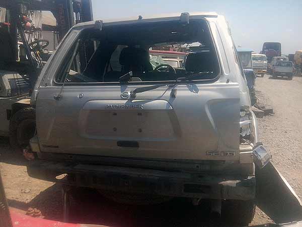  Nissan PATHFINDER 2004    EN DESARME