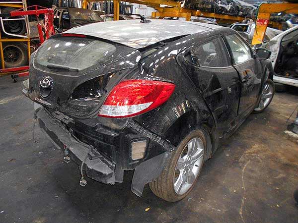  Hyundai VELOSTER 2013    EN DESARME