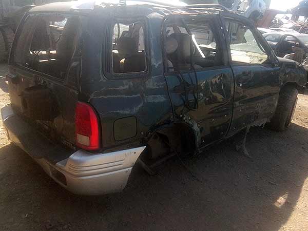  Suzuki GRAND NOMADE 2000    EN DESARME