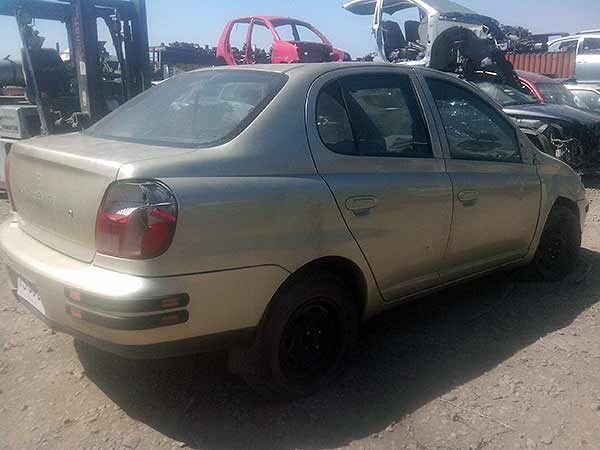  Toyota YARIS     EN DESARME