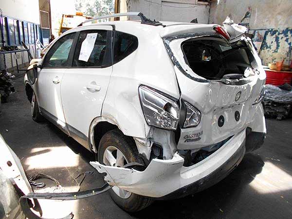 CREMALLERA DE DIRECCIóN Nissan QASHQAI 2014  USADA  EN DESARME