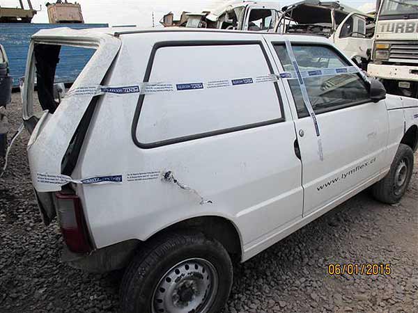 LLANTA Fiat UNO 2013  USADA  EN DESARME